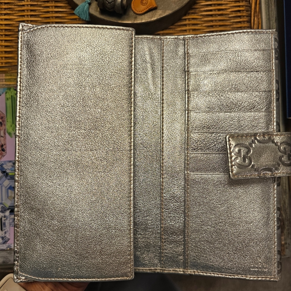 Host pick Gucci Guccissima Silver NWT vintage! - Picture 7 of 17